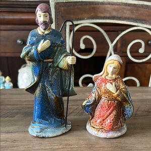 Avon Nativity 2011 Joseph and Mary